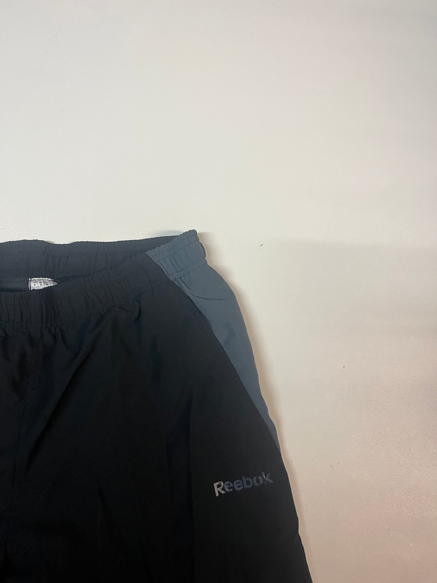 Vintage Reebok Trackpants baggy M 3639