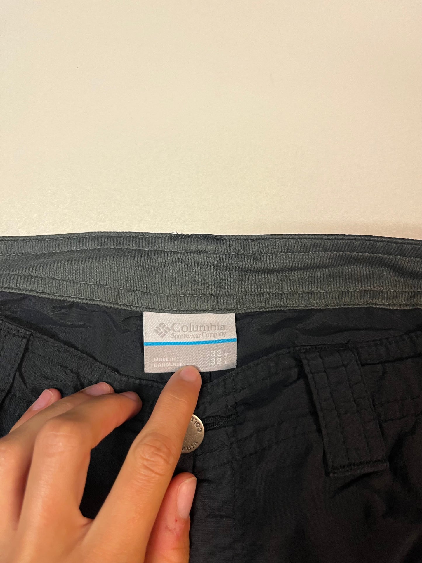 Columbia Vintage Cargo Pants 32 Baggy 3415