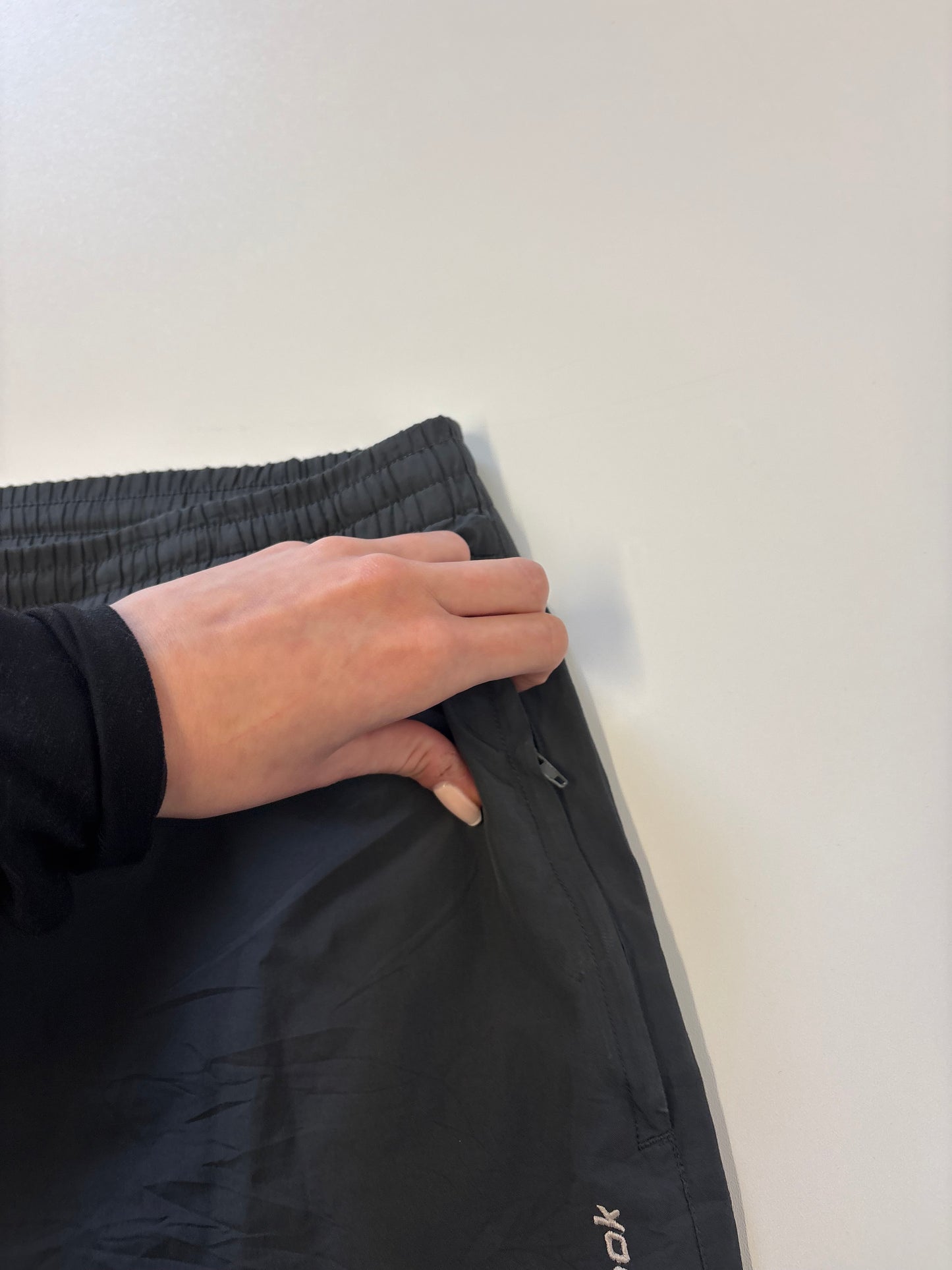 Reebok Vintage Trackpants L baggy 6874