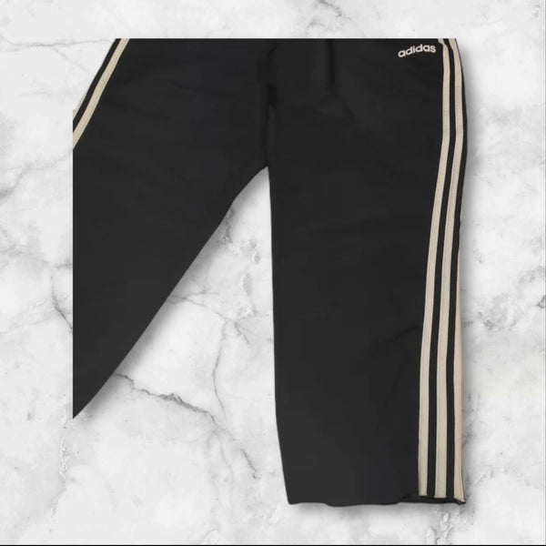 Adidas Vintage Trackpants Baggy S nylon Stoff aus Regenjacke (XL aber fällt klein aus) 314