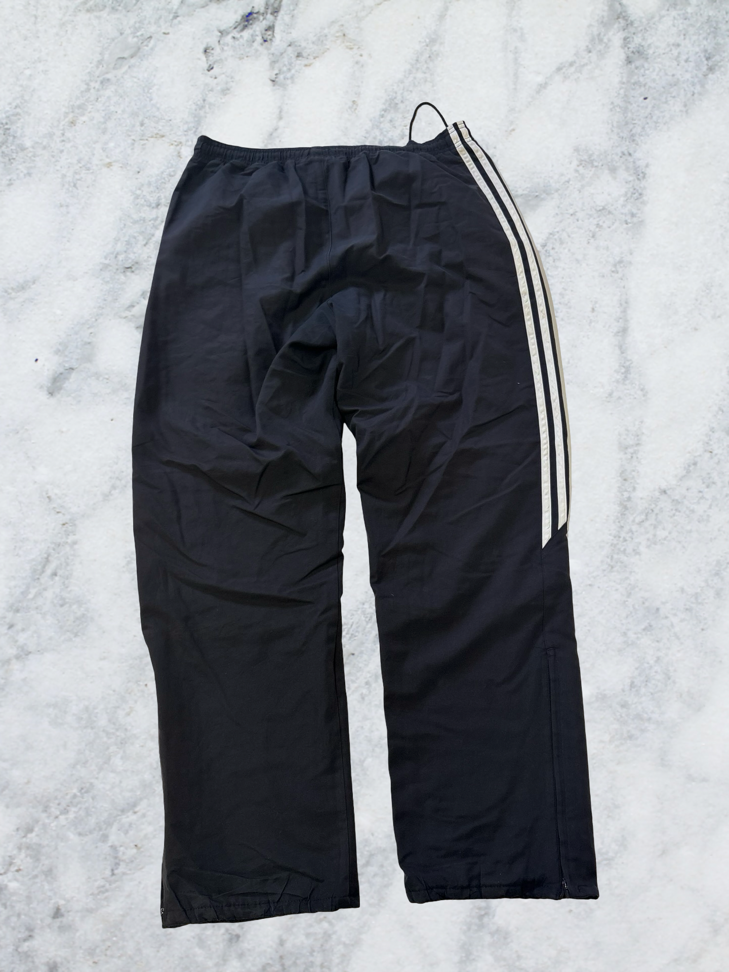 Adidas Vintage Trackpants S baggy Bund innen beschädigt 6880