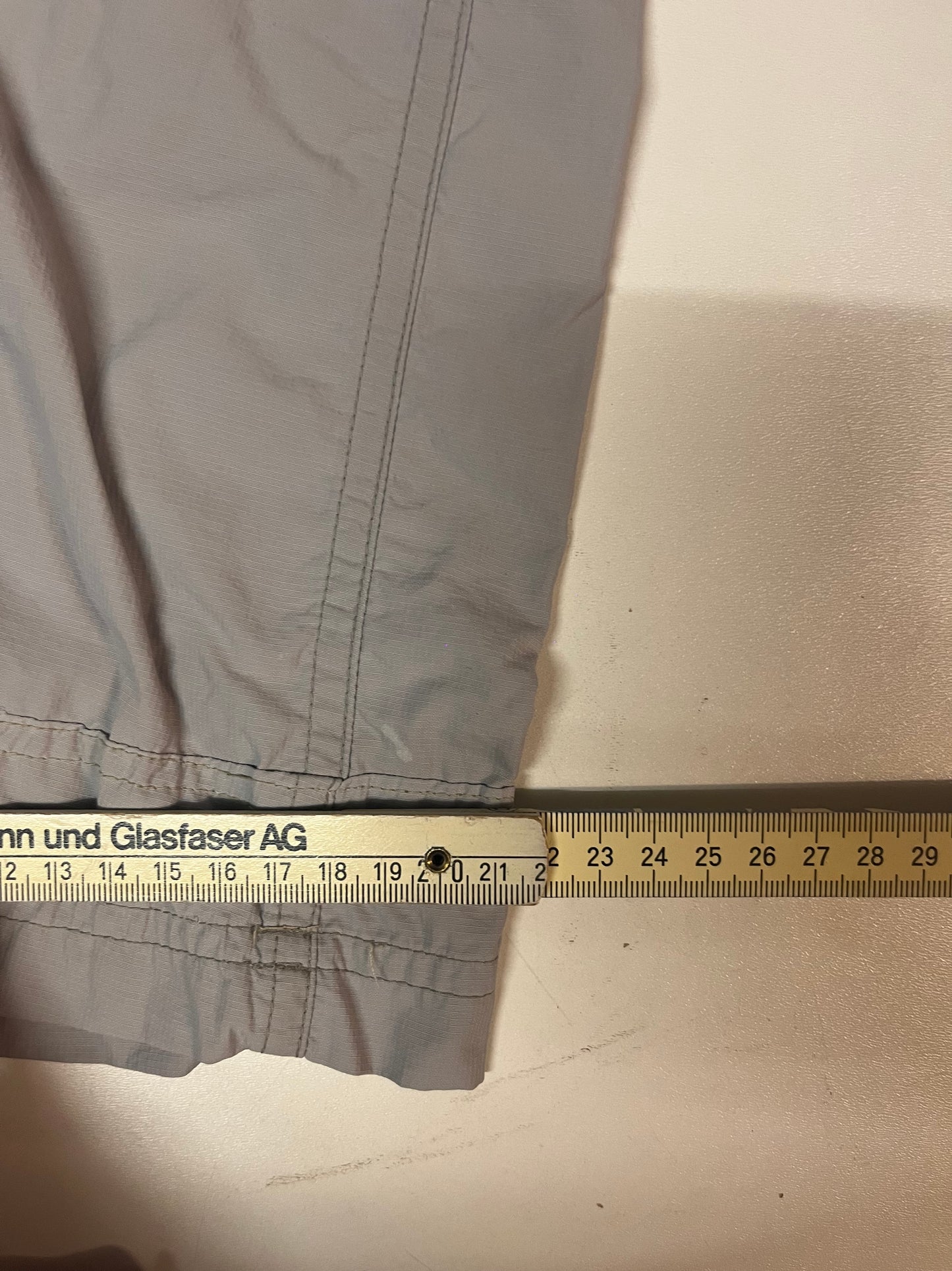 Vintage Columbia Cargo Hose L 4024