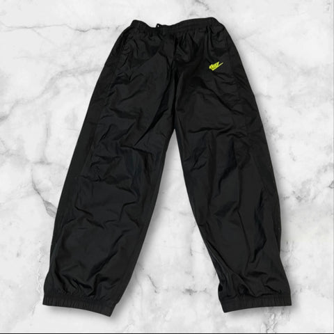 Nike Vintage Trackpants Baggy Nylon Stoff aus Regenjacke Kids XL fit XS 158