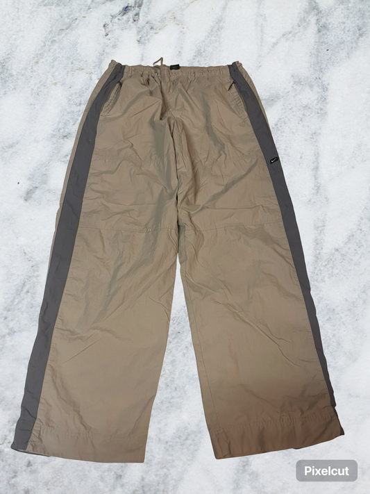Vintage Nike Trackpants baggy XL fit L 5567
