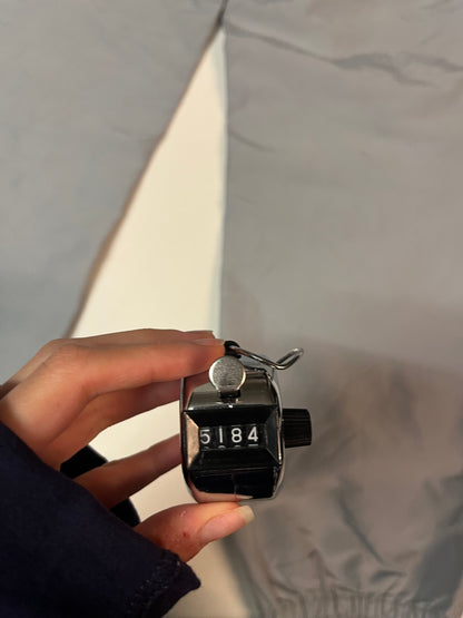 Adidas Vintage Trackpants L fit S-M ohne Seil 5184