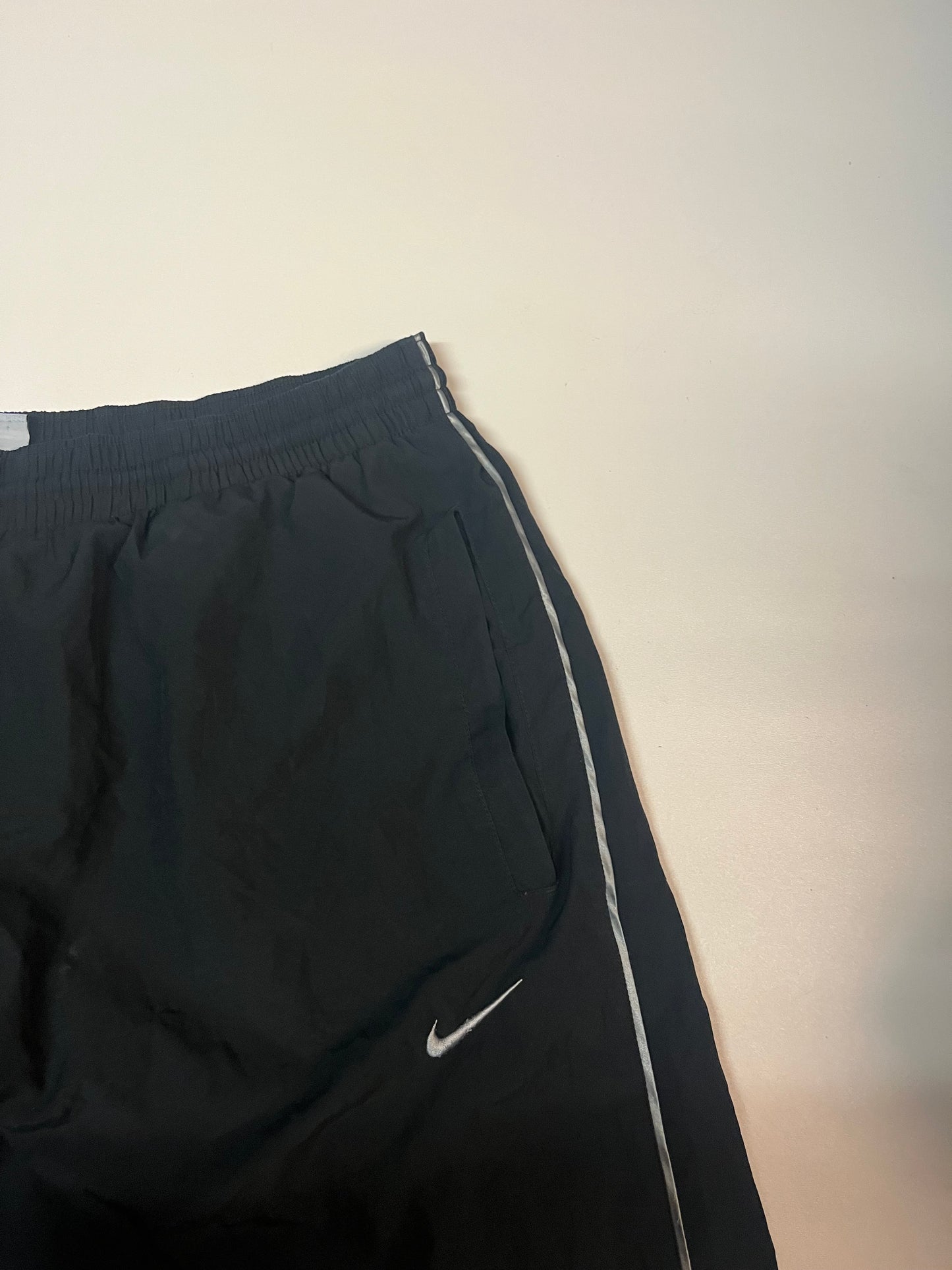 Vintage Nike Trackpants XL fit L 5380