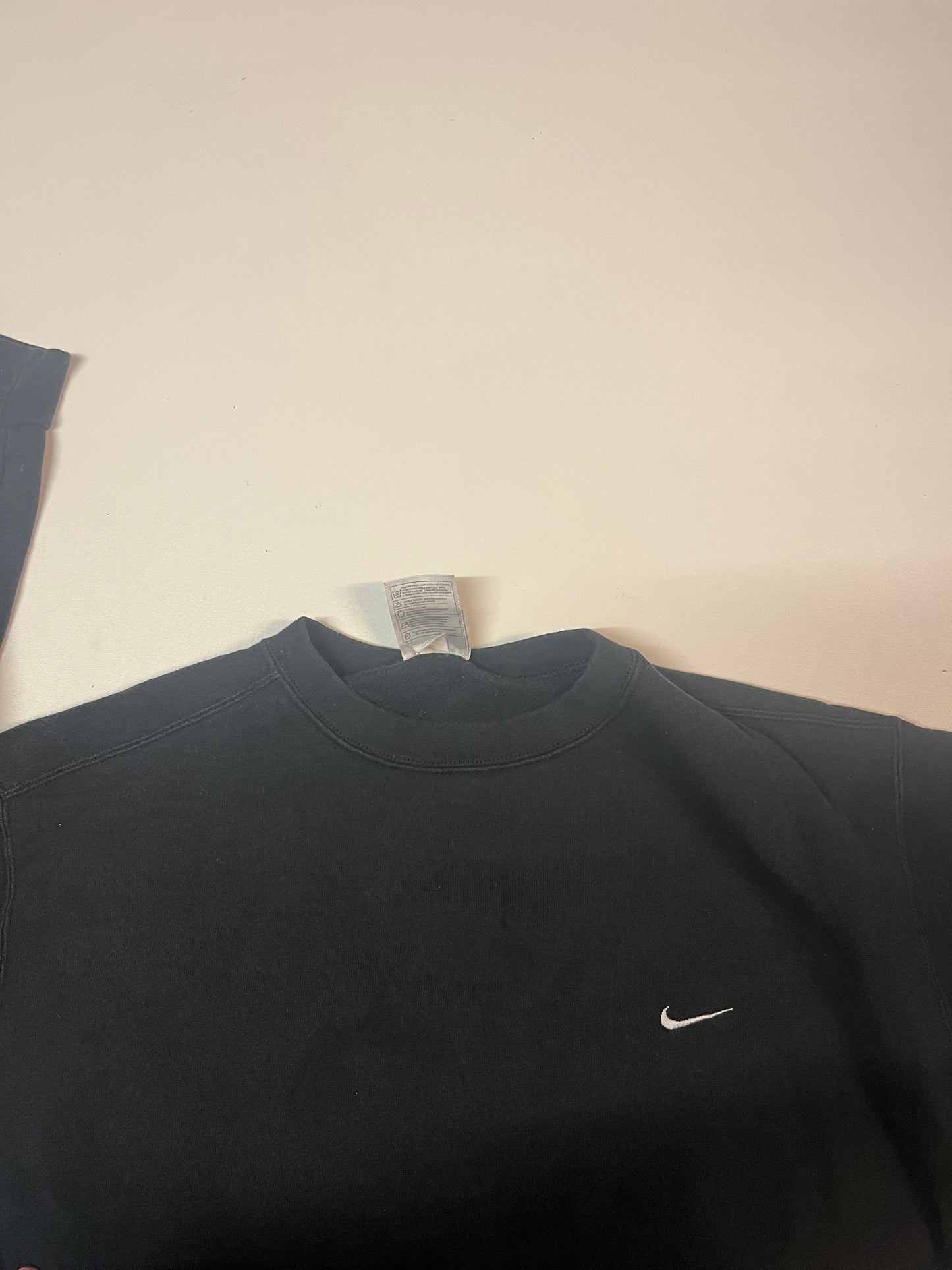 Vintage Nike Sweatshirt M fit S schwarz bestickt 5734