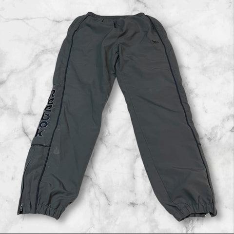 Reebok Vintage Trackpants Baggy Nylon Stoff aus Regenjacke M 116
