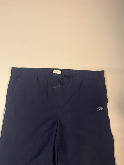 Reebok Vintage L baggy Bund kaputt 5647