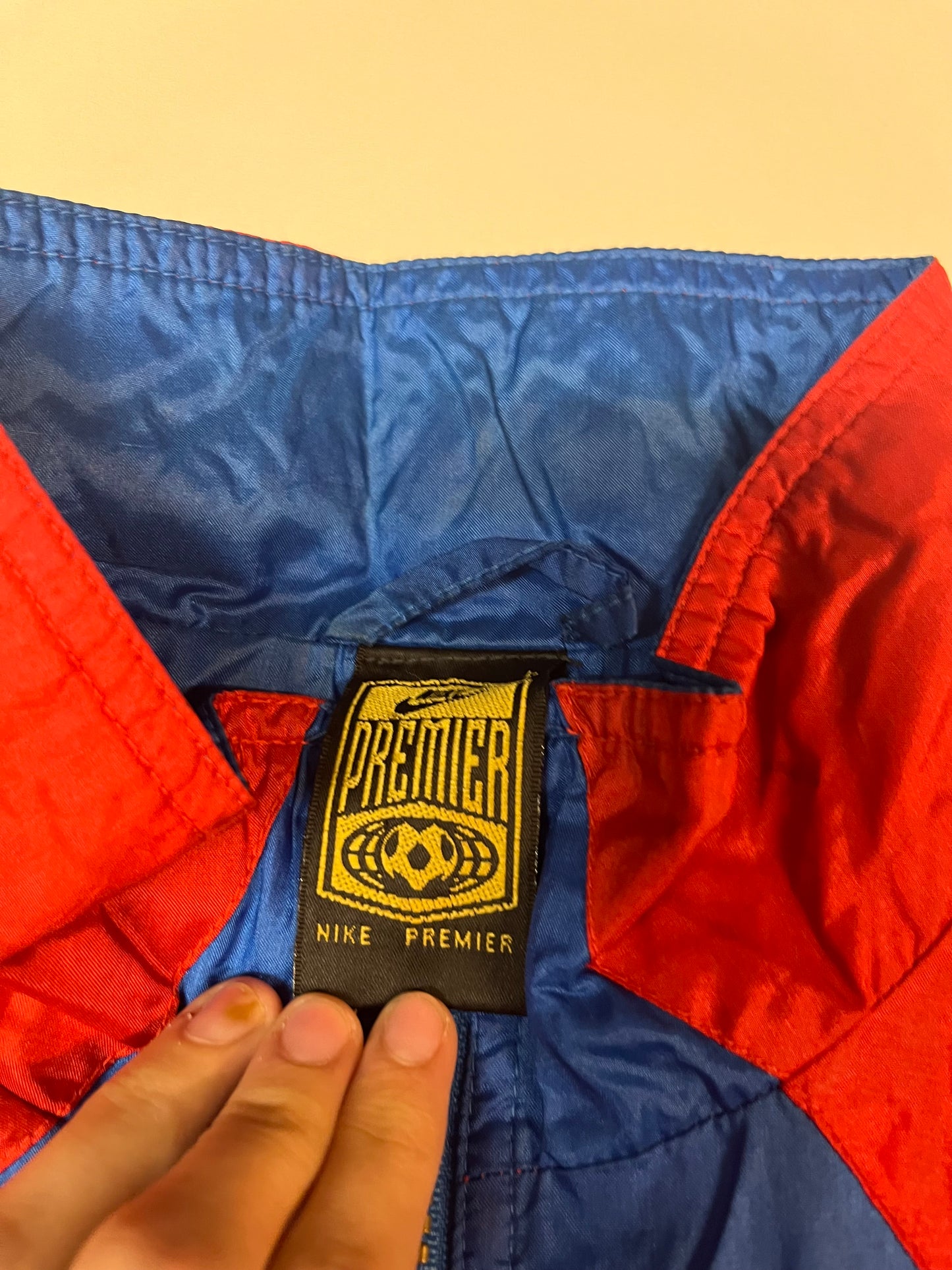 nike vintage trackjacket L 4220
