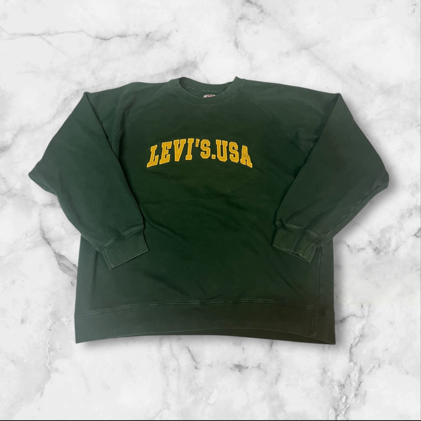 Vintage Levis Sweater L fit M 4559