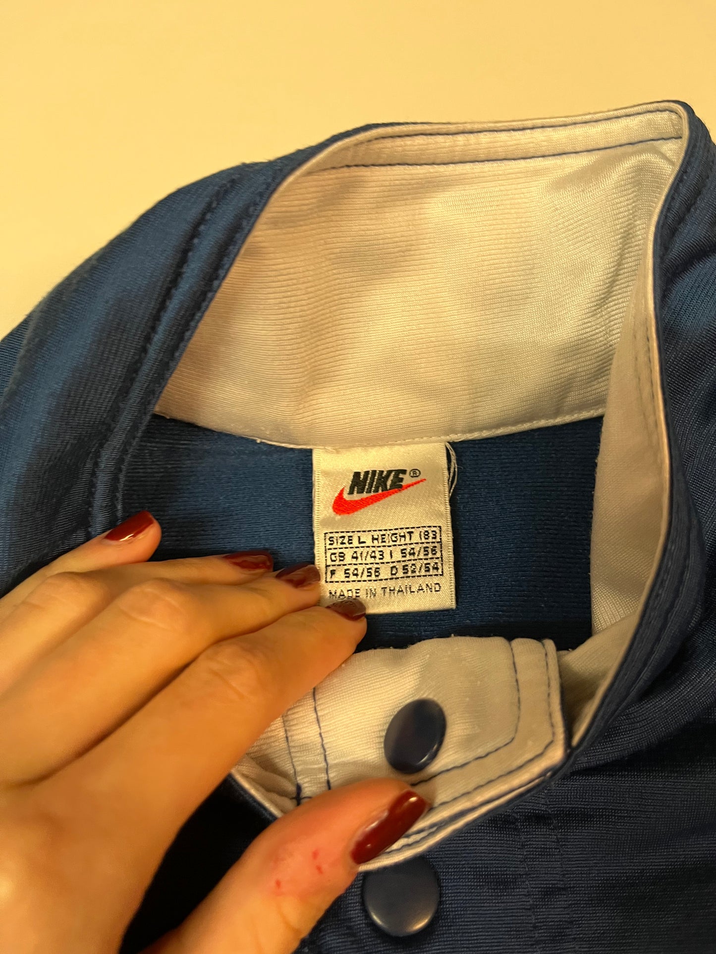 Nike Vintage Tshirt L 5024