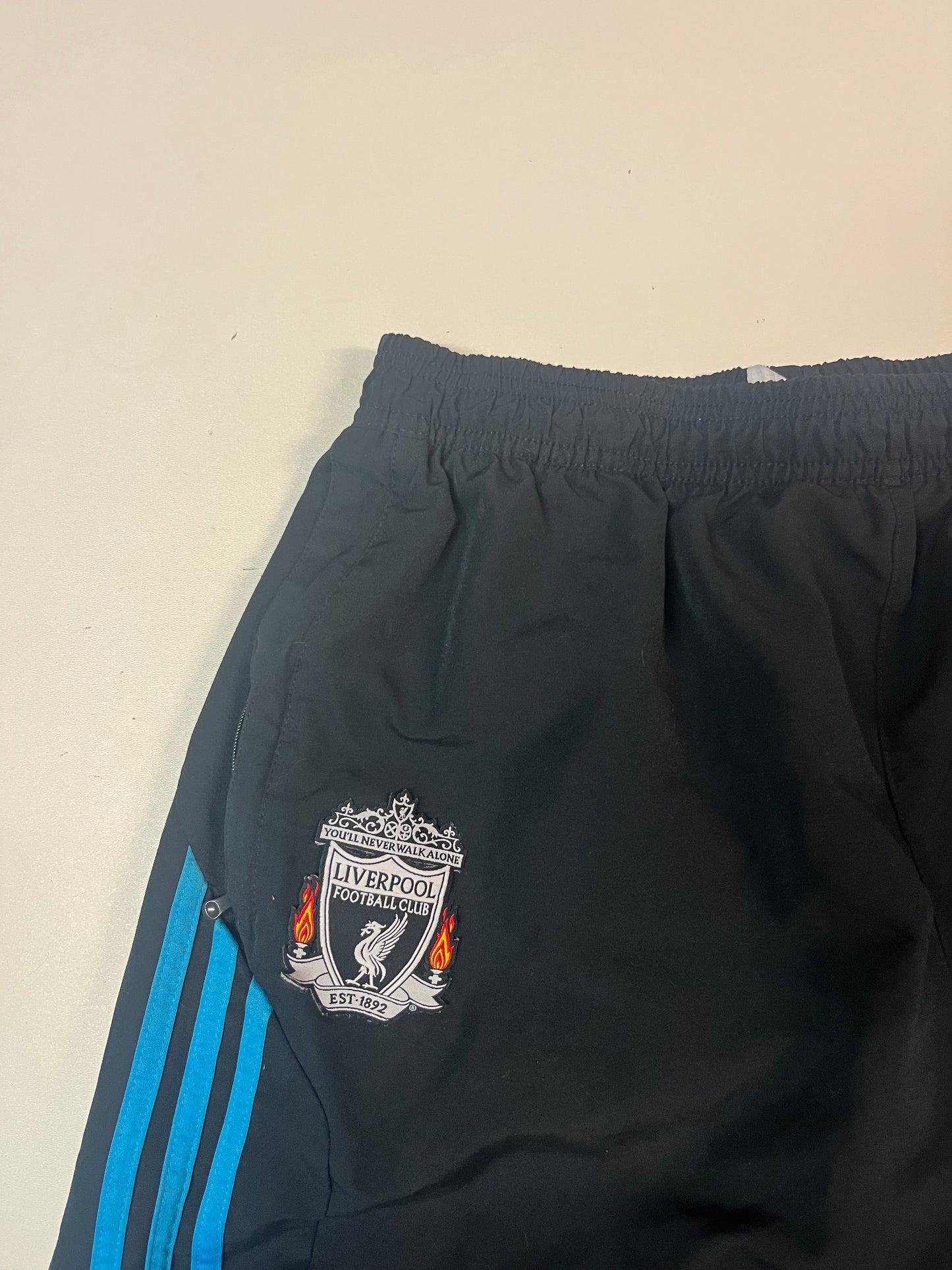 Vintage Adidas LiverpoolTrackpants L fit S 5783