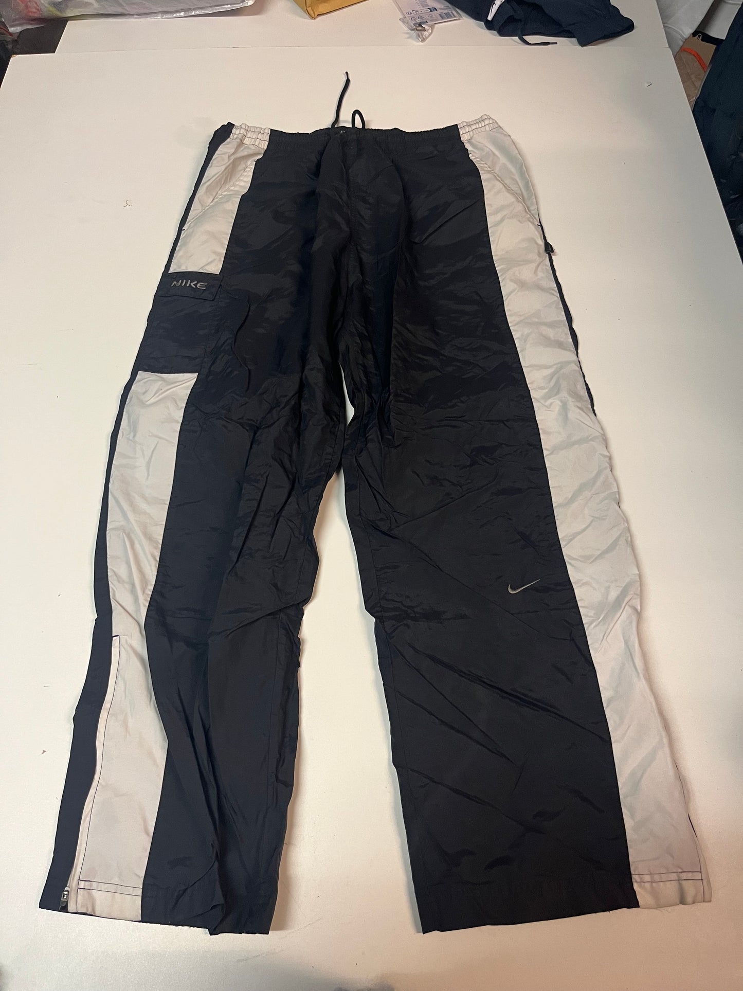 Vintage Nike Trackpants baggy L fit M 5547