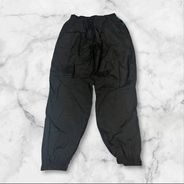 Vintage Nike Trackpants XL fit M 1824