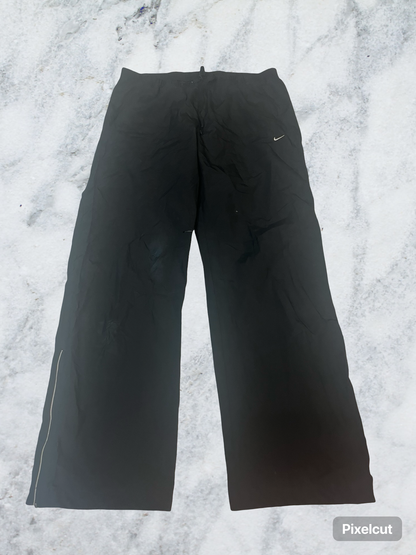 Vintage Nike Trackpants baggy L fit S 5687