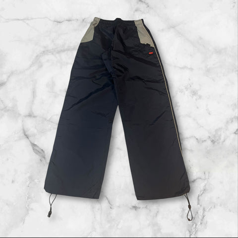 Vintage Nike Trackpants baggy M 1051