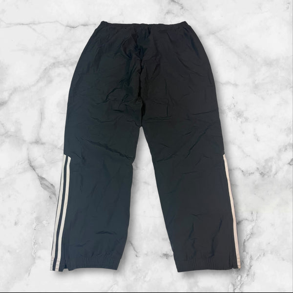 Vintage Adidas Trackpants XL fit M 1130