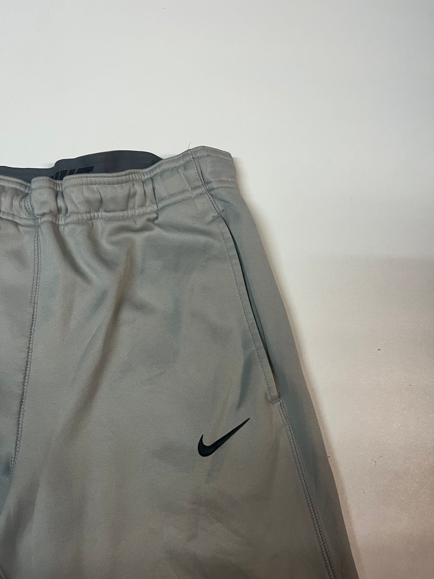 Vintage Nike Trackpants baggy gefüttert S 5404