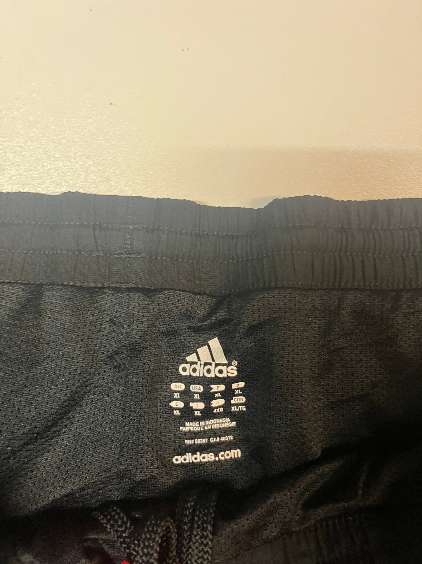 Vintage Adidas Trackpants baggy XL fit L 3084