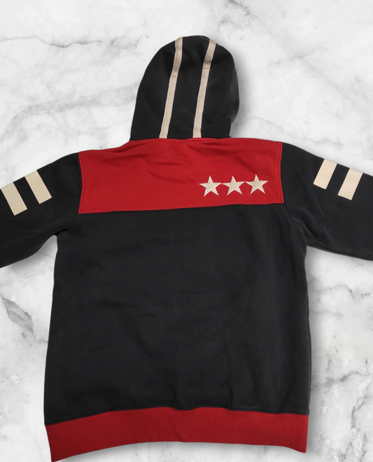 Entdecke unsere Vintage Track Pants von Nike und anderen Marken, erhältlich bei Valuxery.de - Dein Shop für trendige Vintage - Kleidung. Unsere Track Pants sind aus hochwertigen Materialien und