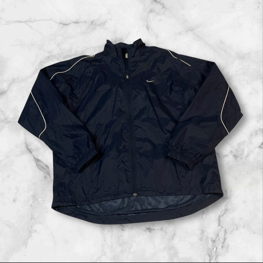 Entdecke unsere Vintage Track Pants von Nike und anderen Marken, erhältlich bei Valuxery.de - Dein Shop für trendige Vintage - Kleidung. Unsere Track Pants sind aus hochwertigen Materialien und