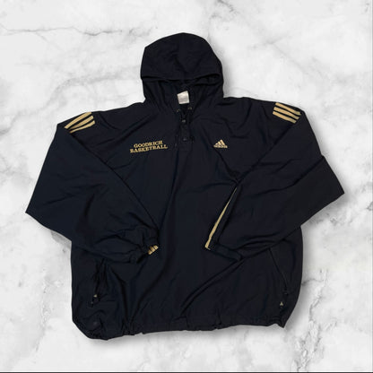 Entdecke unsere Vintage Track Pants von Nike und anderen Marken, erhältlich bei Valuxery.de - Dein Shop für trendige Vintage - Kleidung. Unsere Track Pants sind aus hochwertigen Materialien und