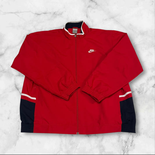 Entdecke unsere Vintage Track Pants von Nike und anderen Marken, erhältlich bei Valuxery.de - Dein Shop für trendige Vintage - Kleidung. Unsere Track Pants sind aus hochwertigen Materialien und
