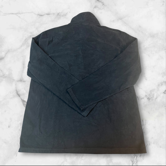 Entdecke unsere Vintage Track Pants von Nike und anderen Marken, erhältlich bei Valuxery.de - Dein Shop für trendige Vintage - Kleidung. Unsere Track Pants sind aus hochwertigen Materialien und