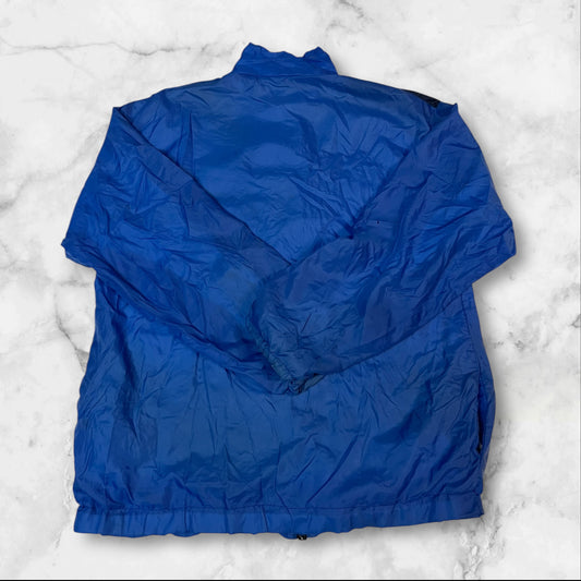 Entdecke unsere Vintage Track Pants von Nike und anderen Marken, erhältlich bei Valuxery.de - Dein Shop für trendige Vintage - Kleidung. Unsere Track Pants sind aus hochwertigen Materialien und