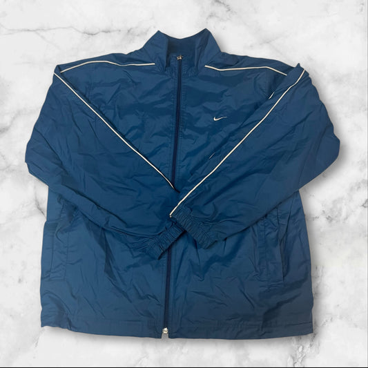 Entdecke unsere Vintage Track Pants von Nike und anderen Marken, erhältlich bei Valuxery.de - Dein Shop für trendige Vintage - Kleidung. Unsere Track Pants sind aus hochwertigen Materialien und