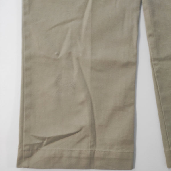 Entdecke unsere Vintage Track Pants von Nike und anderen Marken, erhältlich bei Valuxery.de - Dein Shop für trendige Vintage-Kleidung. Unsere Track Pants sind aus hochwertigen Materialien und